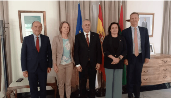 Le président de la CNDH se réunit avec les ambassadeurs de l’UE Le président de la CNDH se réunit avec les ambassadeurs de l’UE