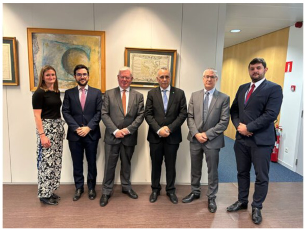 Le président de la CNDH s’entretient avec l’envoyé spécial de l’UE pour les droits de l’Homme Le président de la CNDH s’entretient avec l’envoyé spécial de l’UE pour les droits de l’Homme