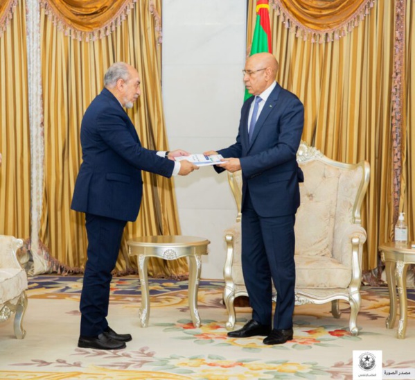 Le Président de la République reçoit le document national sur la réforme et le développement de la justice Le Président de la République reçoit le document national sur la réforme et le développement de la justice