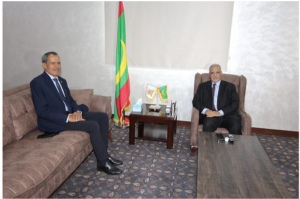 Le président de l’Assemblée nationale reçoit l’ambassadeur du Maroc Le président de l’Assemblée nationale reçoit l’ambassadeur du Maroc