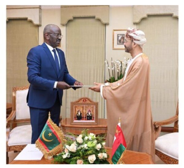 Le Sultan d’Oman reçoit un message du Président de la République Le Sultan d’Oman reçoit un message du Président de la République