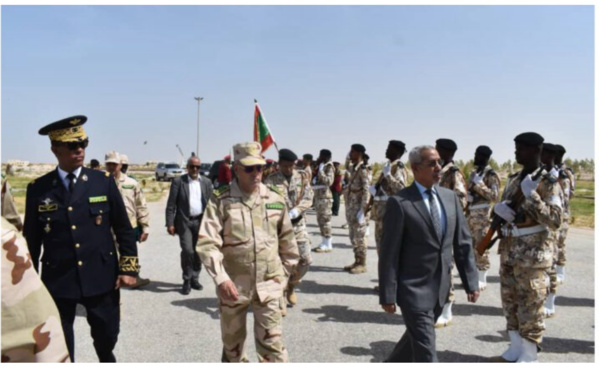 Le ministre de la Défense Nationale et le chef d’état-major général des Armées rendent visite à l’état-major de l’Armée de l’Air Le ministre de la Défense Nationale et le chef d’état-major général des Armées rendent visite à l’état-major de l’Armée de l’Air