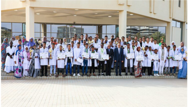 Cérémonie de remise du Prix du Président de la République pour les sciences Cérémonie de remise du Prix du Président de la République pour les sciences