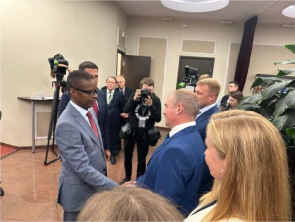 Le Premier ministre à Saint-Pétersbourg pour participer au Sommet Russie-Afrique Le Premier ministre à Saint-Pétersbourg pour participer au Sommet Russie-Afrique