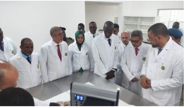 Nouadhibou: Le ministre des pêches s’enquiert de l’état de fonctionnement de certains services de son département Nouadhibou: Le ministre des pêches s’enquiert de l’état de fonctionnement de certains services de son département