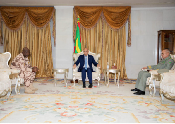 Le Président de la République reçoit le Commandant de la Force conjointe du G5-Sahel Le Président de la République reçoit le Commandant de la Force conjointe du G5-Sahel