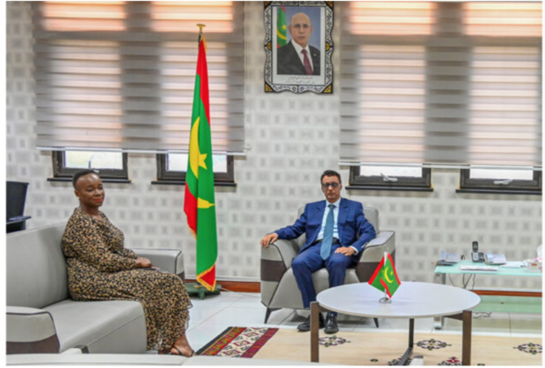 Le ministre de l’Économie reçoit la représentante de la SFI Le ministre de l’Économie reçoit la représentante de la SFI