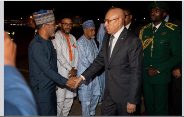 Le président de la République arrive à Abuja pour participer au sommet extraordinaire de la CEDEAO Le président de la République arrive à Abuja pour participer au sommet extraordinaire de la CEDEAO