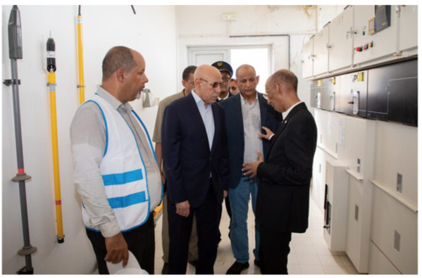 Le Président de la République effectue une visite inopinée au réseau D’aftout Sahli Le Président de la République effectue une visite inopinée au réseau D’aftout Sahli