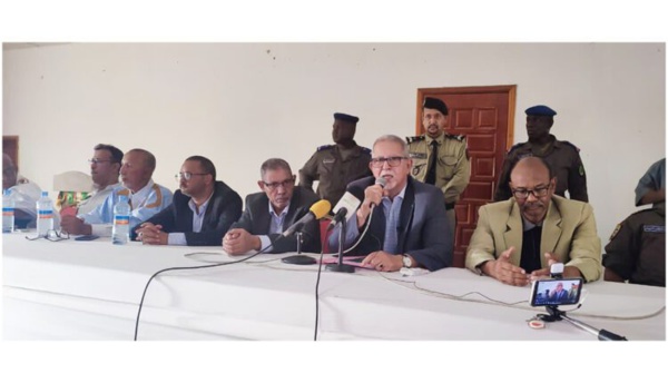 Ministre de l’Agriculture : « Les potentialités agricoles du Hodh Echarghi exigent de cette wilaya de contribuer à l’autosuffisance céréalière » Ministre de l’Agriculture : « Les potentialités agricoles du Hodh Echarghi exigent de cette wilaya de contribuer à l’autosuffisance céréalière »