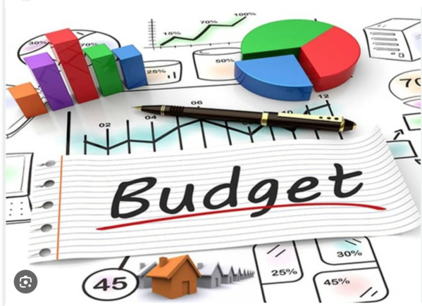 Le Conseil des ministres approuve le document de programmation budgétaire pour le moyen terme 2024-2026 Le Conseil des ministres approuve le document de programmation budgétaire pour le moyen terme 2024-2026