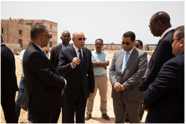 Le Président de la République effectue une visite surprise dans trois chantiers à Nouakchott Le Président de la République effectue une visite surprise dans trois chantiers à Nouakchott