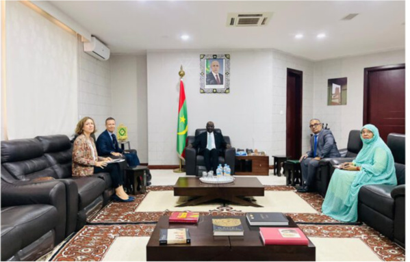 Le ministre des Affaires étrangères reçoit le chef de la mission de l’UE Le ministre des Affaires étrangères reçoit le chef de la mission de l’UE