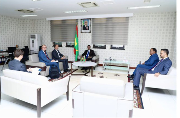 Le ministre des Affaires Économiques reçoit l’ambassadeur de France Le ministre des Affaires Économiques reçoit l’ambassadeur de France