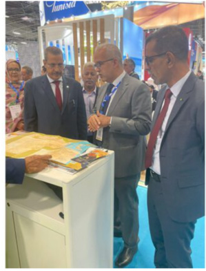 Le ministre du Commerce participe à la 45e session du salon de Paris pour le tourisme Le ministre du Commerce participe à la 45e session du salon de Paris pour le tourisme