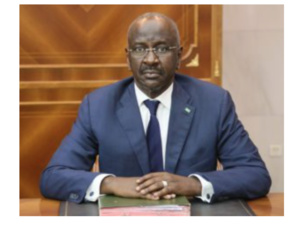 Départ du ministre des Affaires étrangères pour l’Algérie Départ du ministre des Affaires étrangères pour l’Algérie