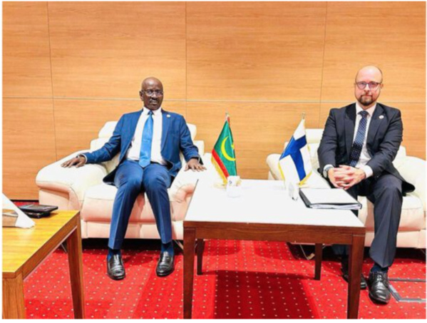 Le ministre des Affaires étrangères reçoit le vice-ministre finlandais des Affaires étrangères Le ministre des Affaires étrangères reçoit le vice-ministre finlandais des Affaires étrangères