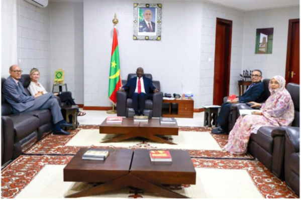 Le ministre des Affaires étrangères reçoit l’ambassadrice de Suède en Mauritanie Le ministre des Affaires étrangères reçoit l’ambassadrice de Suède en Mauritanie