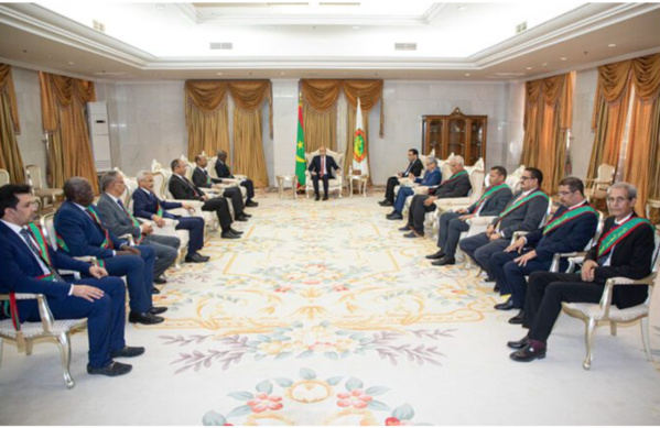 Le Président de la République reçoit les présidents des conseils régionaux Le Président de la République reçoit les présidents des conseils régionaux