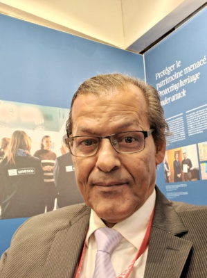 Un célèbre artiste mauritanien résident en France appelle au soutien de ses efforts pour la promotion du patrimoine culturel national et de l’artisanat Un célèbre artiste mauritanien résident en France appelle au soutien de ses efforts pour la promotion du patrimoine culturel national et de l’artisanat