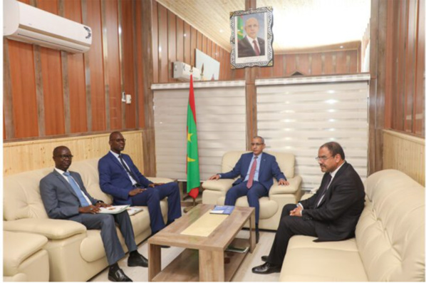 Le ministre de l’Intérieur s’entretient avec l’ambassadeur du Sénégal Le ministre de l’Intérieur s’entretient avec l’ambassadeur du Sénégal