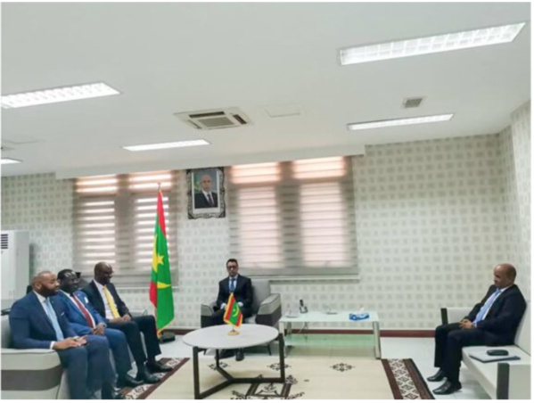 Le Ministre De L’Économie Reçoit Une Délégation De La Société D’Assurance Pour Le Développement Du Commerce Et De L’Investissement En Afrique