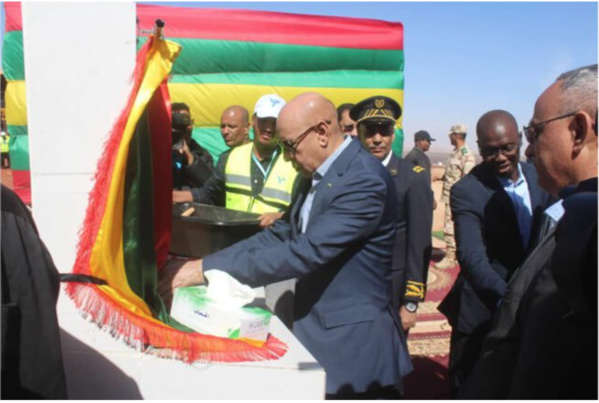 Le Président de la République pose la première pierre du projet de développement du gisement de F’Dérick Le Président de la République pose la première pierre du projet de développement du gisement de F’Dérick