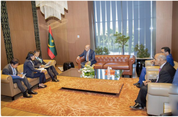Le Président de la République rencontre le ministre délégué aux Affaires étrangères du Japon