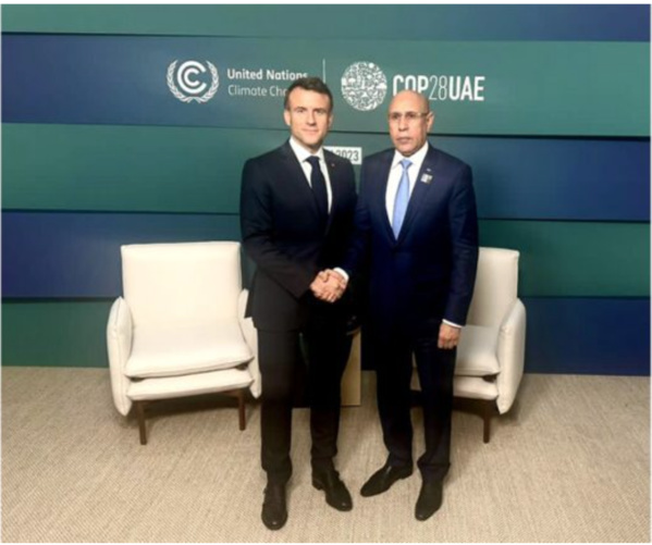 Le Président de la République rencontre son homologue français