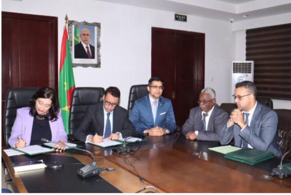 Signature de deux accords de crédit entre la Mauritanie et la Banque Mondiale Signature de deux accords de crédit entre la Mauritanie et la Banque Mondiale