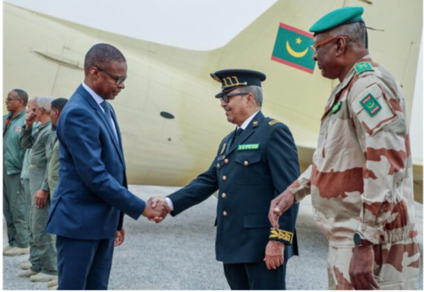 Nouadhibou: Au nom du Président de la République, le Premier Ministre supervise l’inauguration et la pose de premières pierres de projets de développement