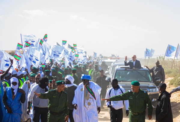 Le Président de la République arrive à Ndiago pour la pose de la première pierre du réseau électrique Le Président de la République arrive à Ndiago pour la pose de la première pierre du réseau électrique