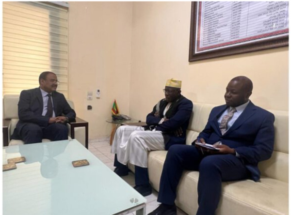 Le secrétaire général du ministère de l’Intérieur s’entretient avec une délégation de l’Union africaine Le secrétaire général du ministère de l’Intérieur s’entretient avec une délégation de l’Union africaine