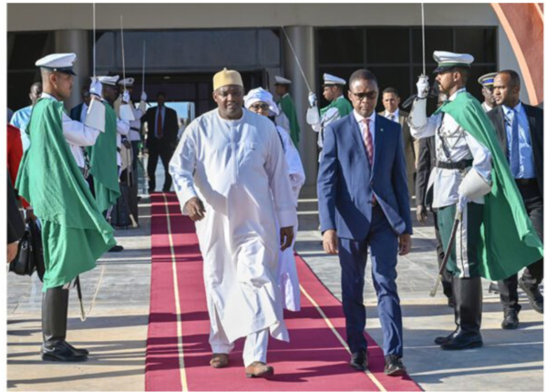Le président gambien achève sa visite en Mauritanie Le président gambien achève sa visite en Mauritanie
