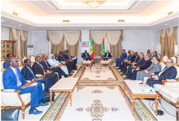 Le Président de la République s’entretient avec son homologue sénégalais Le Président de la République s’entretient avec son homologue sénégalais