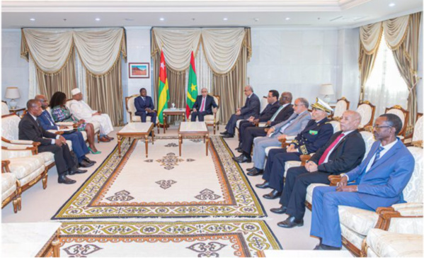 Le Président de la République s’entretient avec son homologue togolais Le Président de la République s’entretient avec son homologue togolais