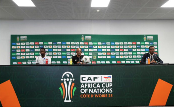 CAN 2024 : ” Nous ne sommes pas des magiciens mais des travailleurs”, déclare le sélectionneur des Mourabitounes, M. Amir Abdou CAN 2024 : ” Nous ne sommes pas des magiciens mais des travailleurs”, déclare le sélectionneur des Mourabitounes, M. Amir Abdou