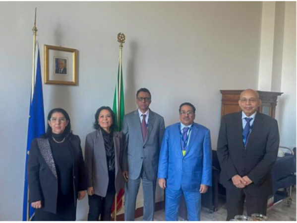 Le ministre de l’Economie s’entretient avec l’ambassadrice Directrice générale des Affaires mondiales au Ministère italien des Affaires étrangères Le ministre de l’Economie s’entretient avec l’ambassadrice Directrice générale des Affaires mondiales au Ministère italien des Affaires étrangères