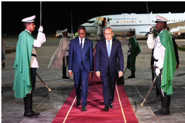 Le Président de la République regagne Nouakchott après avoir participé au sommet des pays exportateurs du gaz