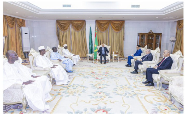 Le Président de la République reçoit une délégation sénégalaise Le Président de la République reçoit une délégation sénégalaise