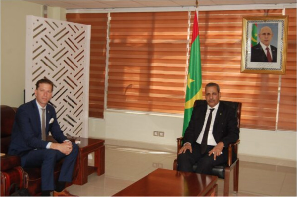 Le ministre du commerce reçoit l’ambassadeur de Hongrie Le ministre du commerce reçoit l’ambassadeur de Hongrie