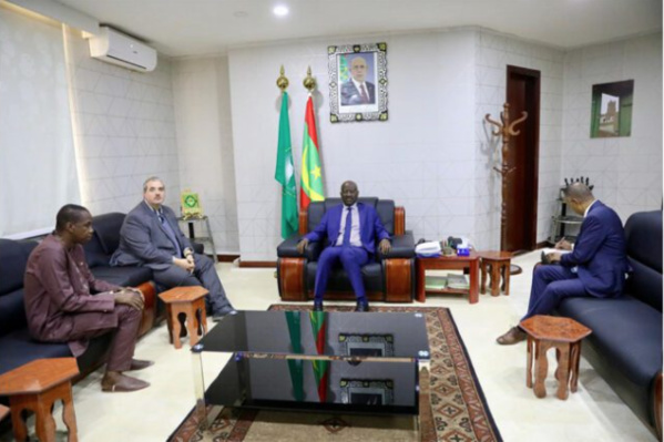 Le ministre des affaires étrangères reçoit le directeur pays de World Vision Le ministre des affaires étrangères reçoit le directeur pays de World Vision