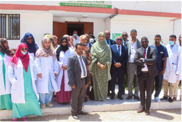 La ministre de la Santé visite le CAMEC et le LNQM La ministre de la Santé visite le CAMEC et le LNQM