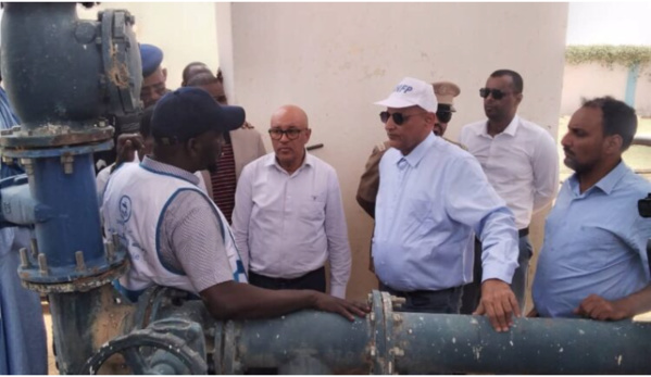 Le ministre de l’Hydraulique visite les installations d’approvisionnement en eau du Guidimakha