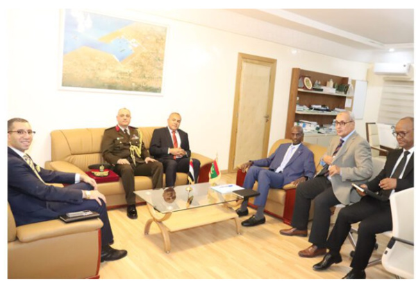 Le ministre des Pêches s’entretient avec l’ambassadeur d’Egypte Le ministre des Pêches s’entretient avec l’ambassadeur d’Egypte