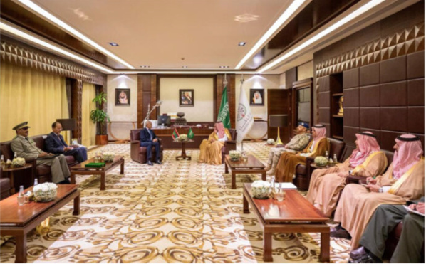 Le ministre de la Défense nationale s’entretient avec le vice-ministre saoudien de la Défense Le ministre de la Défense nationale s’entretient avec le vice-ministre saoudien de la Défense