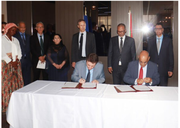 La Mauritanie signe trois mémorandums d’entente sur l’hydrogène vert avec des entreprises européennes La Mauritanie signe trois mémorandums d’entente sur l’hydrogène vert avec des entreprises européennes