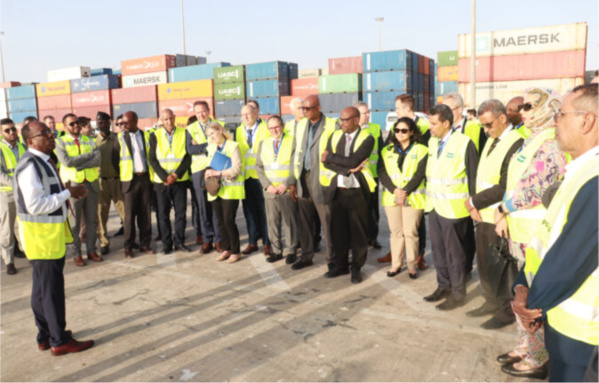 Des investisseurs européens visitent le Port autonome de Nouakchott Des investisseurs européens visitent le Port autonome de Nouakchott
