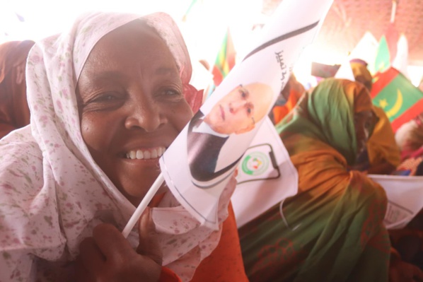 Gorgol: le Délégué Général de TAAZOUR inaugure le collège d'El Hela et s'engage à étudier les problèmes liés à l'accès de la commune de Melzem Teichet à l'eau Gorgol: le Délégué Général de TAAZOUR inaugure le collège d'El Hela et s'engage à étudier les problèmes liés à l'accès de la commune de Melzem Teichet à l'eau