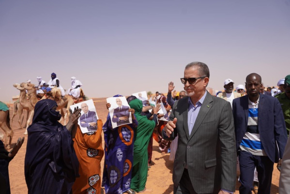 Belles photos en Adrar : tout ce qu'il y a de beau a été sorti pour accueillir Taazour dans le village de Ouraidh 